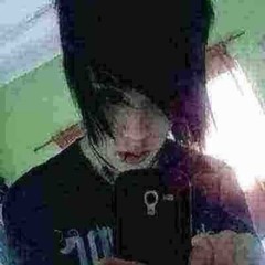 eu confesso, realmente virei emo
