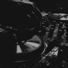 Noqx (Brusco) & Perro Locko (Bizarro) - Escuadrón de la Muerte