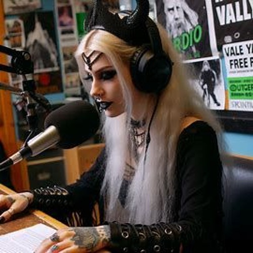 Darkwave 03-06-2025 with The Viking Woman (Traci Snow)