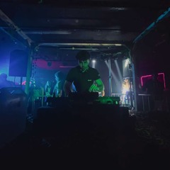 CHILLER ROOM - Trance to Hard Techno