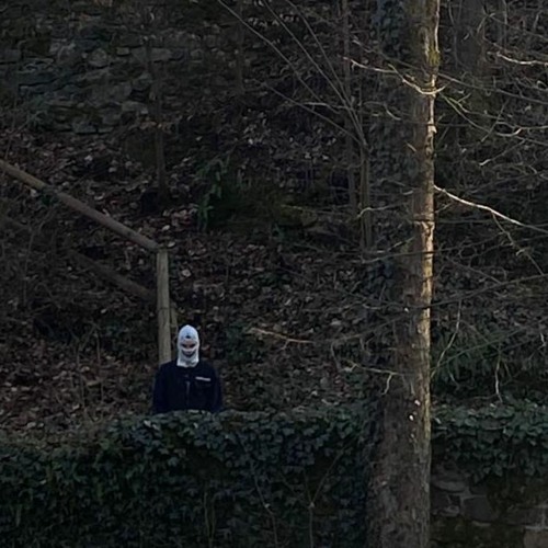 KhardKoR - Hinter der Mauer