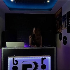 Gabie V - Minimal Tech House Mix (Live Streaming @19 - 06 - 2023)