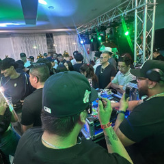 ADICTO TU PIEL/DIME QUE TIENES CORAZON EDLK - EN VIVO MR.CHETOS