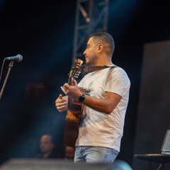 موسيقي جيتار تخونوه عبد الحليم حافظ