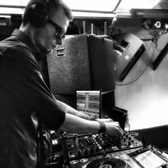 Affekt @ L- Club // 14h Morgen Rave