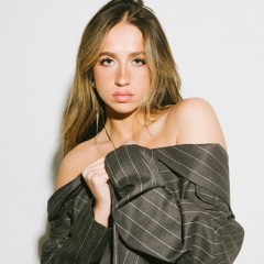 Sunshine & Rainbows - Tate McRae (unreleased)