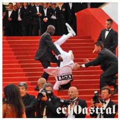 gunna falling down the stairs at the met gala [98.3]