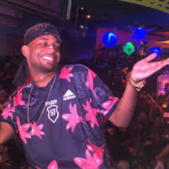 CHAMA - VOLTA DO BAILE DA RUA DA FEIRA ( DJ 2D O ASTRO ) NA RLK DO EL MAGO DJ JEFINHO DA CHINA