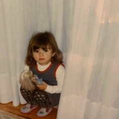 Kali Uchis ft Tame Impala - Tomorrow