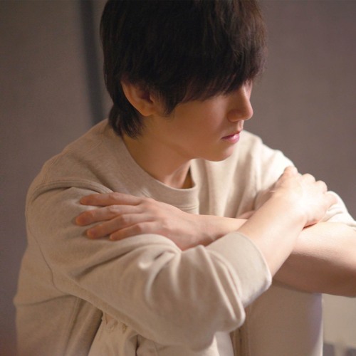 Lắng Nghe Nước Mắt