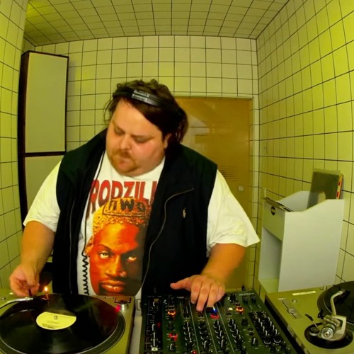 André Dancekowski | HÖR - Oct 3 ⧸ 2022