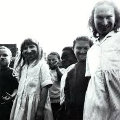 Aphex Twin - 28 organ 11 [ru,ec,+9].wav