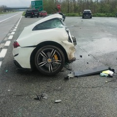 IVREA/SANTHIA' – Incidente sulla bretella: morti un Dj kosovaro e una modella ucraina