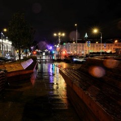 Under Moscow