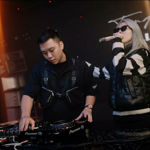 Chung Ta Cua Tuong Lai x NotThing In Your Eyes -  TungHa