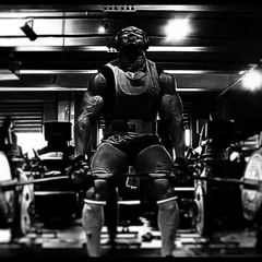 Love Is Dead, I'm Stronger