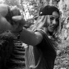 Constantinne Felten Ba - We Are Living