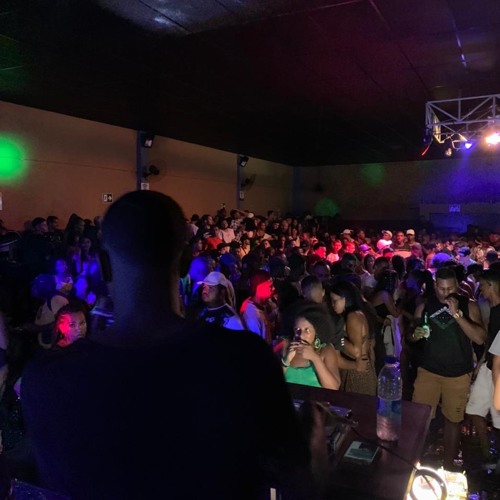 AQUECIMENTO DO TAMBORZIN ( DJS MTS E WN DE MAGÉ) NOS TÁ DE VOLTAAAA