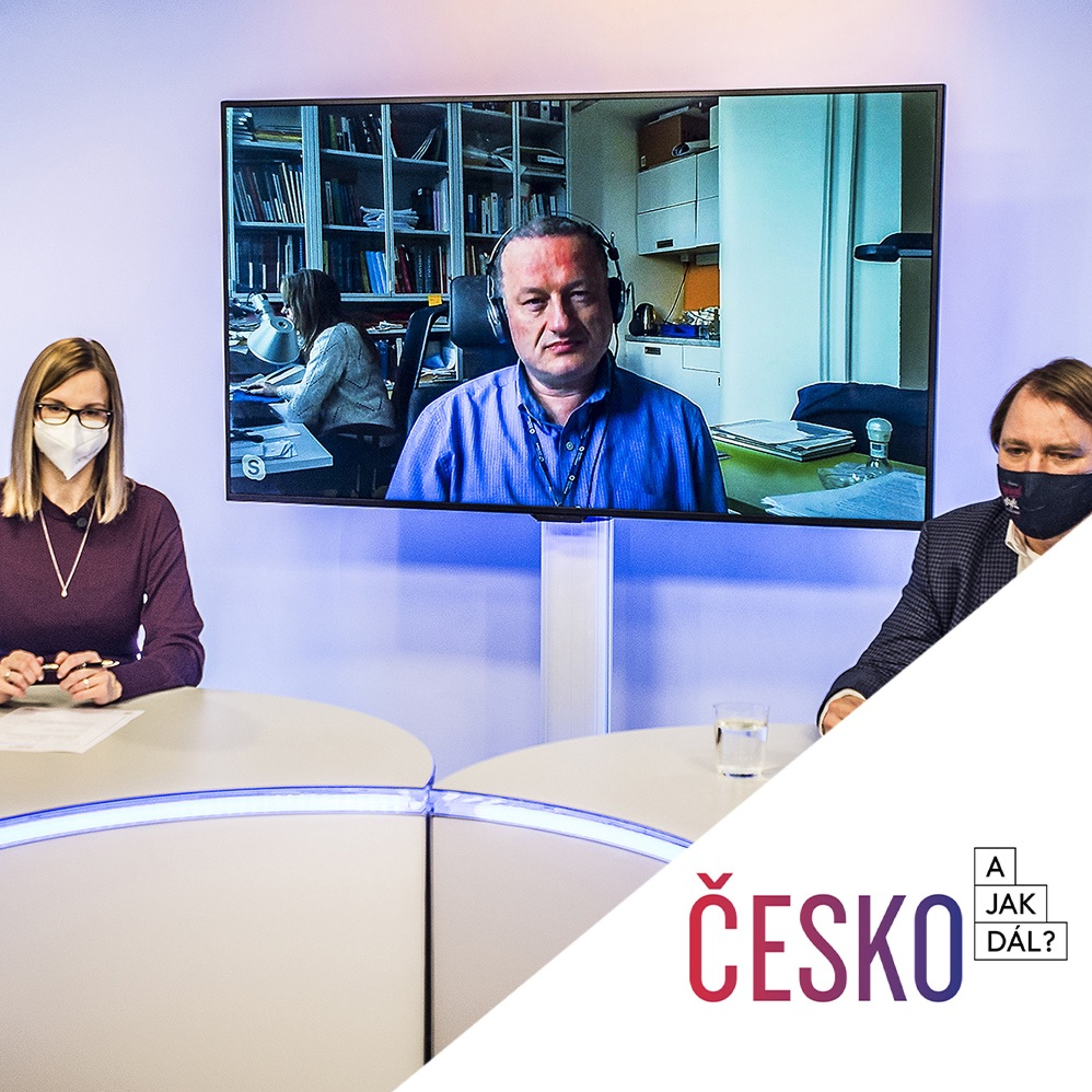 Jak se lže o covid-19? Poslechněte si webinář s prof. Janem Konvalinkou a Mgr. Alenou Zachovou episode artwork