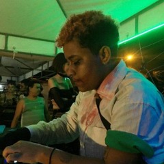 AGOURO REMIX PAGODÃO BAIANO - TASHA E TRACIE X DJ SHIKURO