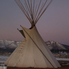 Taider Tsosie Singing, Ray begay drumming