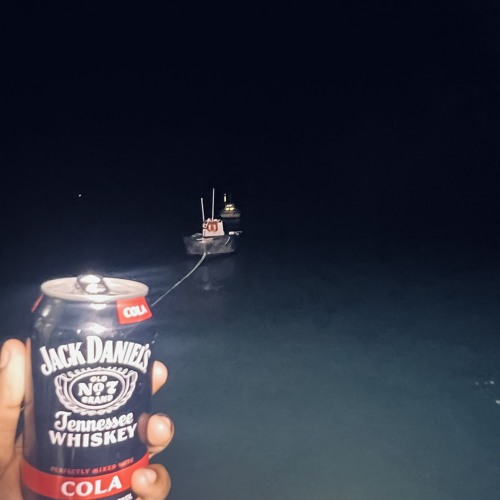 ѕнαкє ιт тσ тнє мαχ мαѕнυρ 25 😎🥃🎶