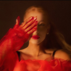 Ariana Grande (tm ) - Let Me Touch( Copy it2 )