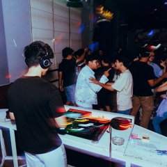 003 AMAPIANO MIX (SANTO'S SELECTION)