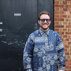 The One Glove Breakfast Show w/ Macca 081125