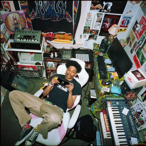 hopper1000 radio - episode #34 - Special Guest: Casper McFadden - May 1, 2022