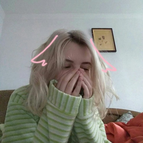 целуй меня (𝐫𝐞𝐦𝐢𝐱 𝐛𝐲 𝐝𝐫𝐠𝐥𝐧𝐬𝐤)