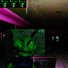 MALL EXPLORATION GONE WRONG.. ***MALL KEEPER SPOTTED!!***