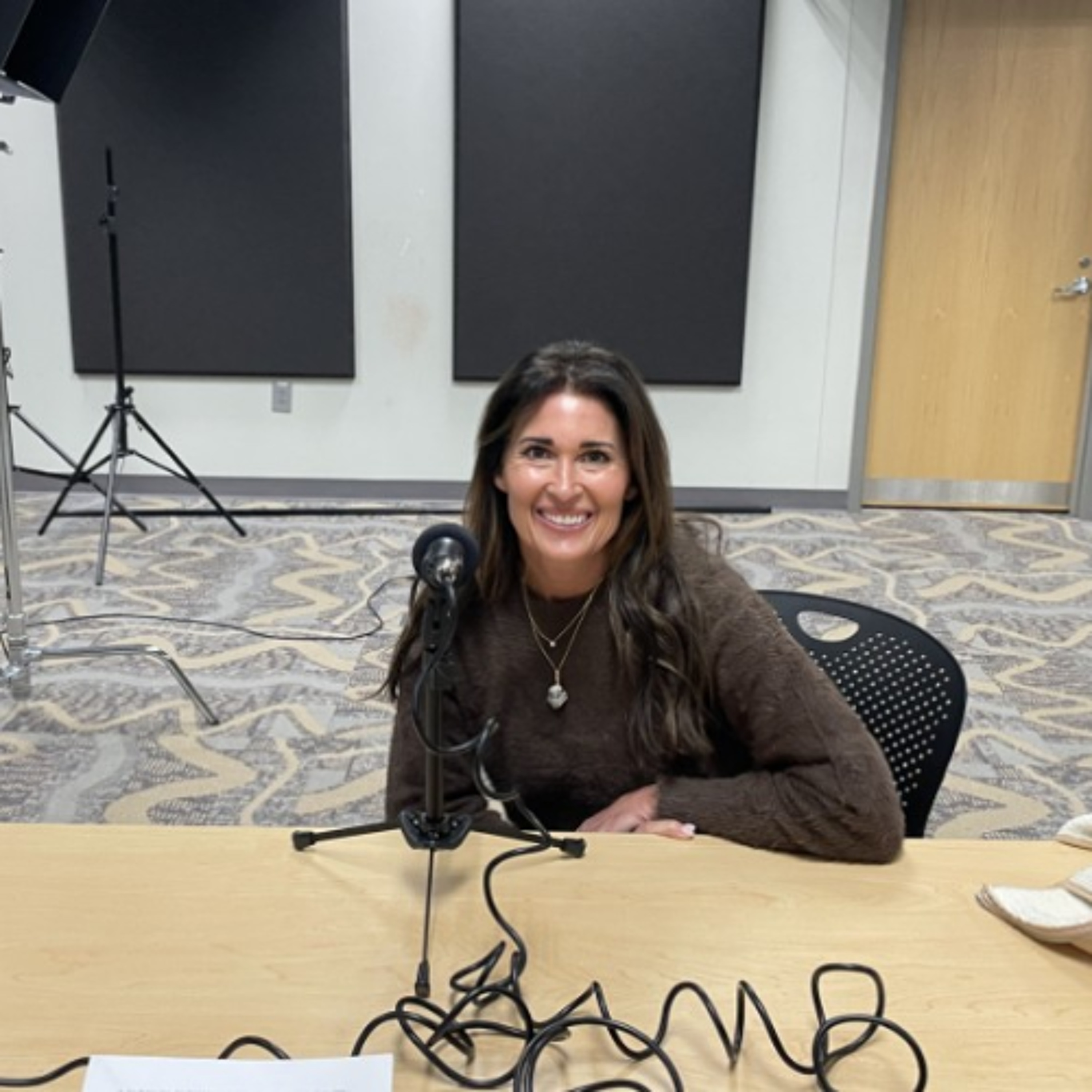 Top Ten News Stories for 2025 With Alison Gatz episode artwork