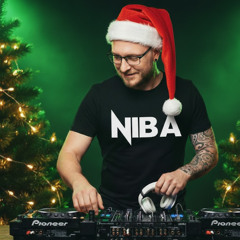 DJ-NIBA-Weihnachtsmann-rave