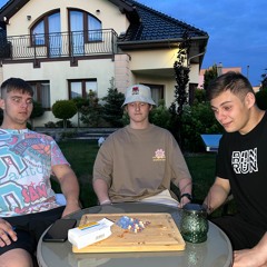 Molly ft.Kolin47 (Soundcloud Exclusive)