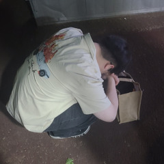 일단은 살아져서