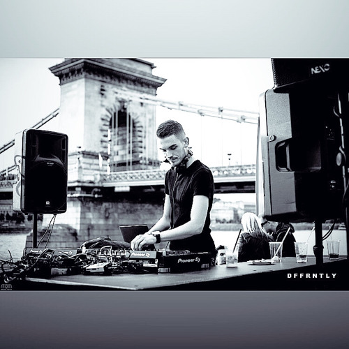 Piber @ Live DFFRNTLY Boat Day & Night(2020.10.10 WARM UP)