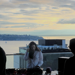 Live at Fog Room / 09.07