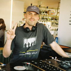 Sunday at Bar Leo