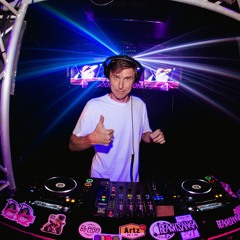 Jungle DnB mix for "Bass in Ya Face 2.0"