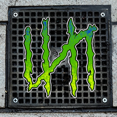 DragonCon 25 - Dragon at the Drain Hole