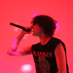 WAR (prod. beatsbysteamy)