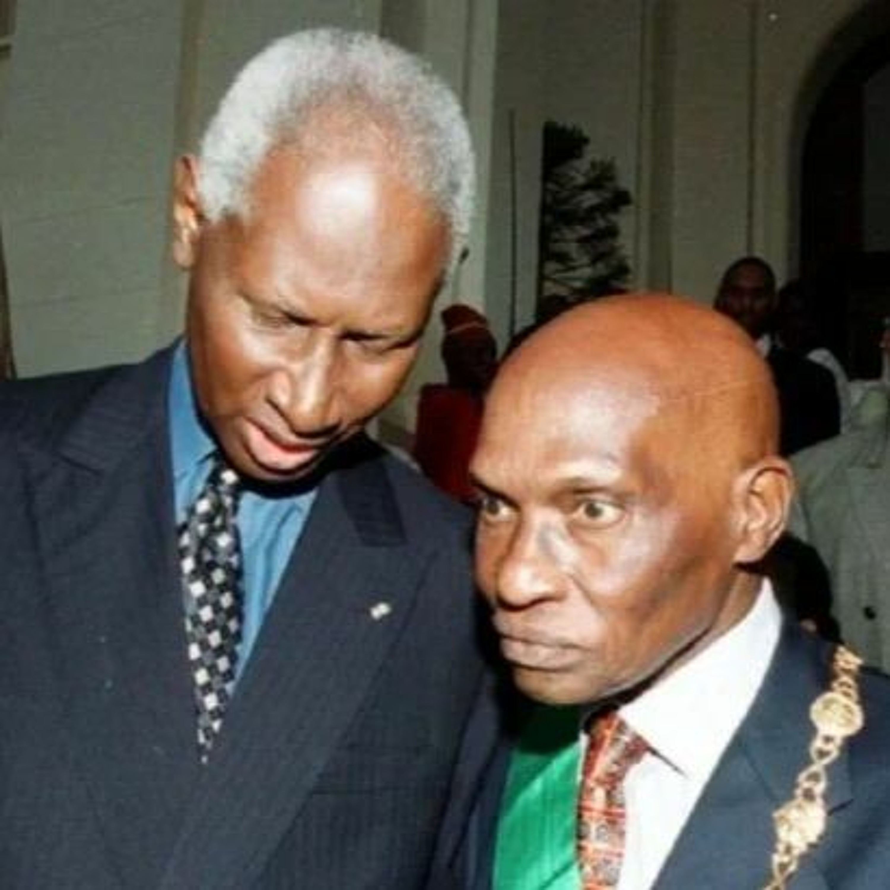 Sénégal : Les Anciens Présidents Appellent Au Dialogue episode artwork
