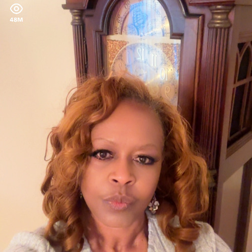 Community Power, "8 Minutes of Power''. W/Dr. Mary "May" Larry: Positive Thinking and Living!