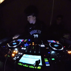 Shawn Mendez - Treat U Better (Døv Remix)