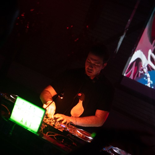 Plan M - Looking Session 011- Peak Time/Driving Techno - Episode 11