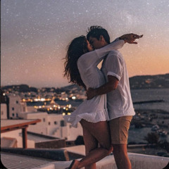 ‎⁨وأزرَع نفسي في لياليه نُجوم ملوّنة⁩