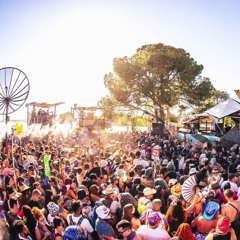 Gru.di direct support RÜFÜS DU SOL. Lighting in a Bottle 2024. Junkyard stage.