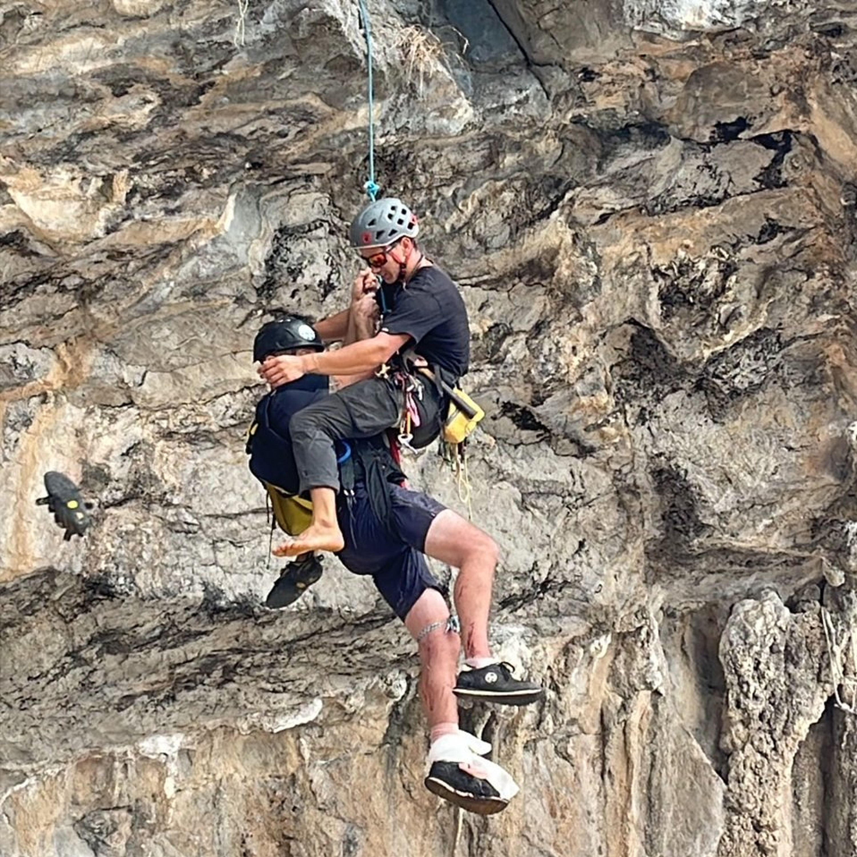 Ep 128 - On Scene during a BASE Jumping Accident - James and George Episode cover