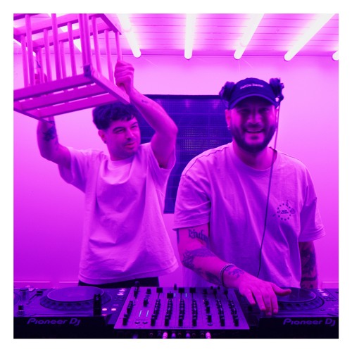 L13 @Container - 049 - Dino & Sentio